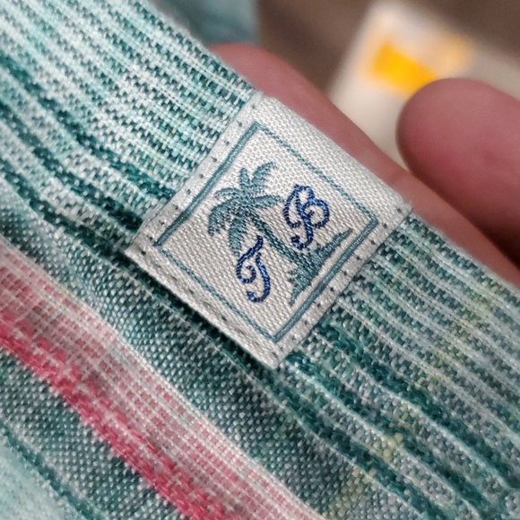 Tommy Bahama linen short sleeve striped button up shirt - Picture 4 of 8